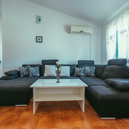 Villa Relax 大德尔韦尼克 外观 照片
