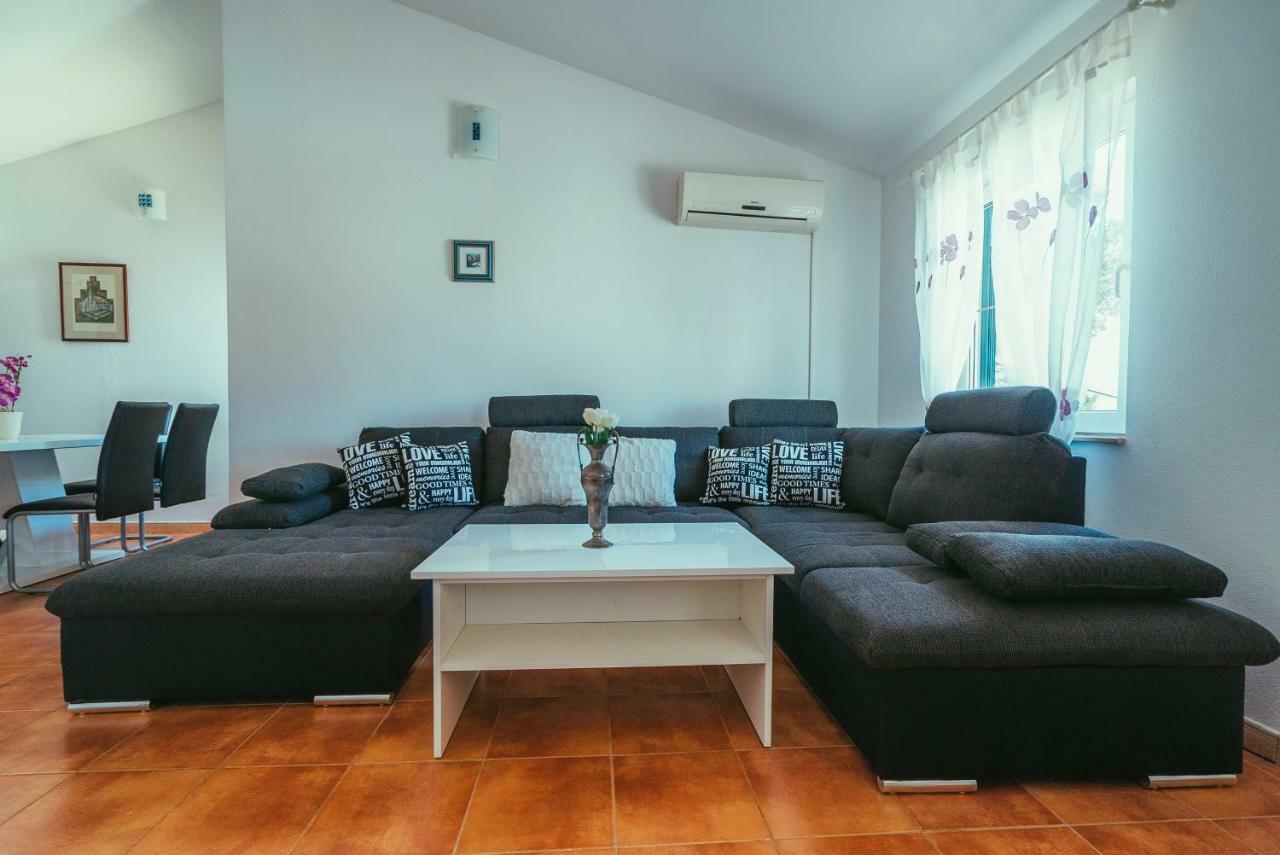 Villa Relax 大德尔韦尼克 外观 照片