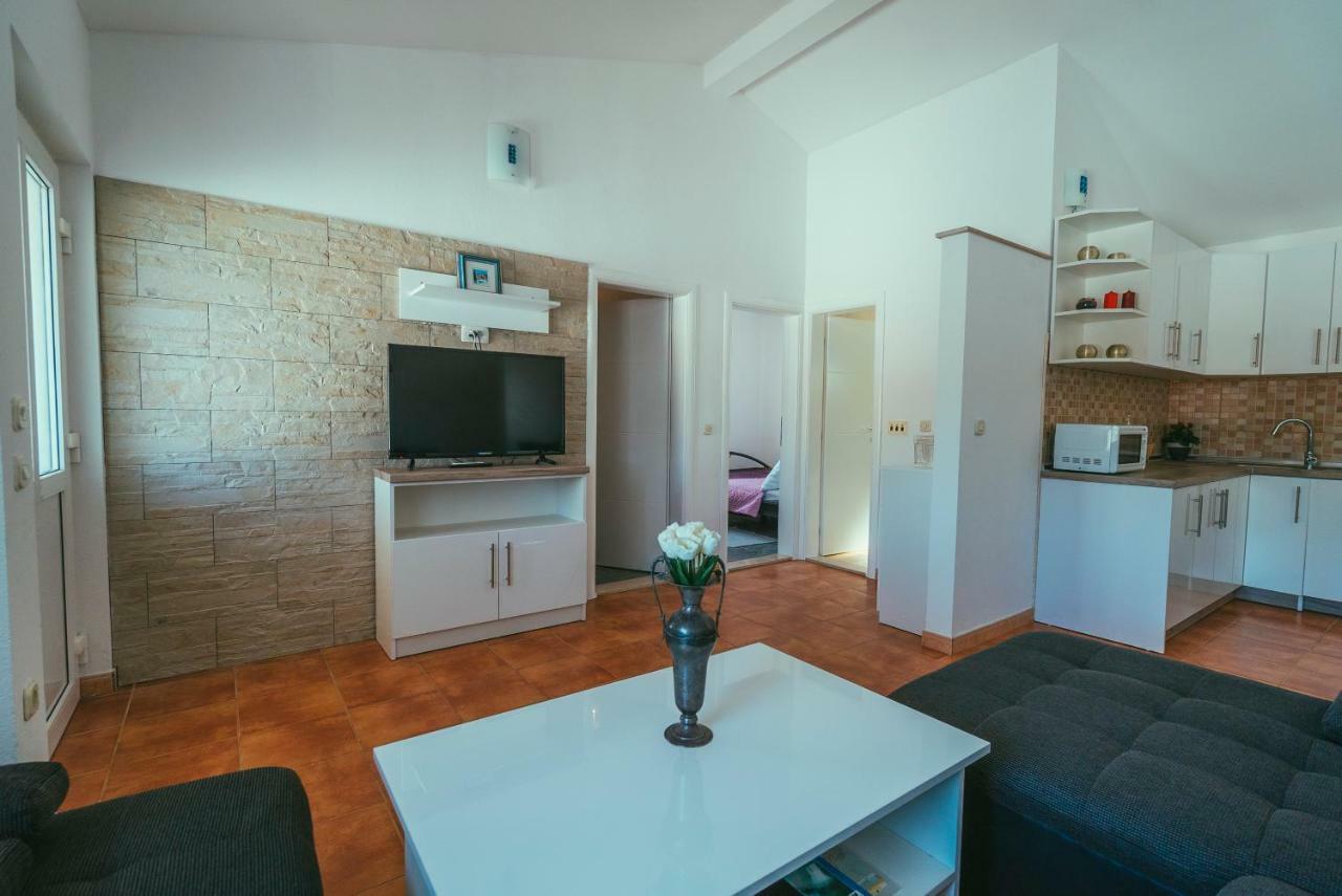 Villa Relax 大德尔韦尼克 外观 照片